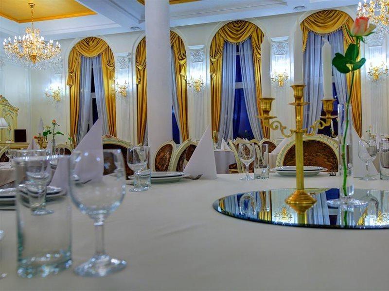 Hotel Holiday Park Varşovia Exterior foto